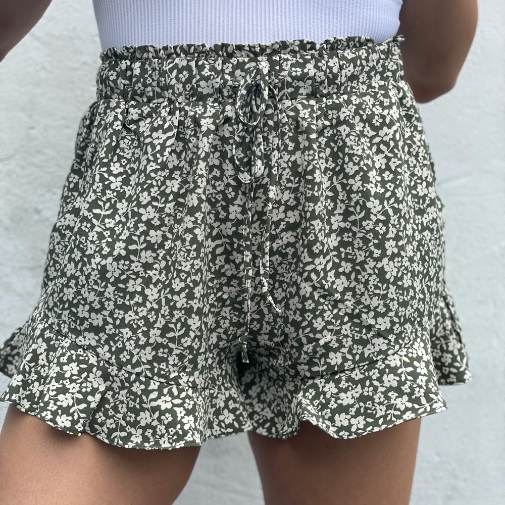 Green & White floral shorts